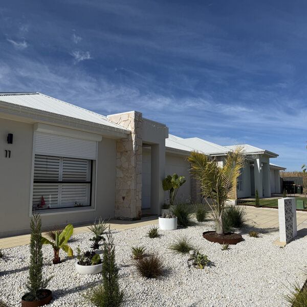 Sandstone Cladding Feature Wall | Breeze Blocks