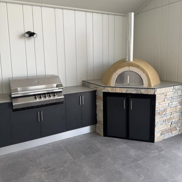 Ledge Stone cladding | Pizza Oven | MO Rustic Creations4